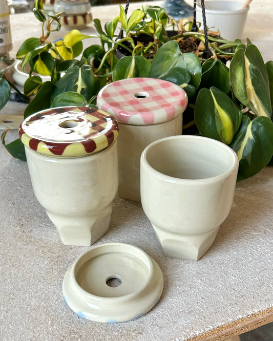 gingham to go cups
