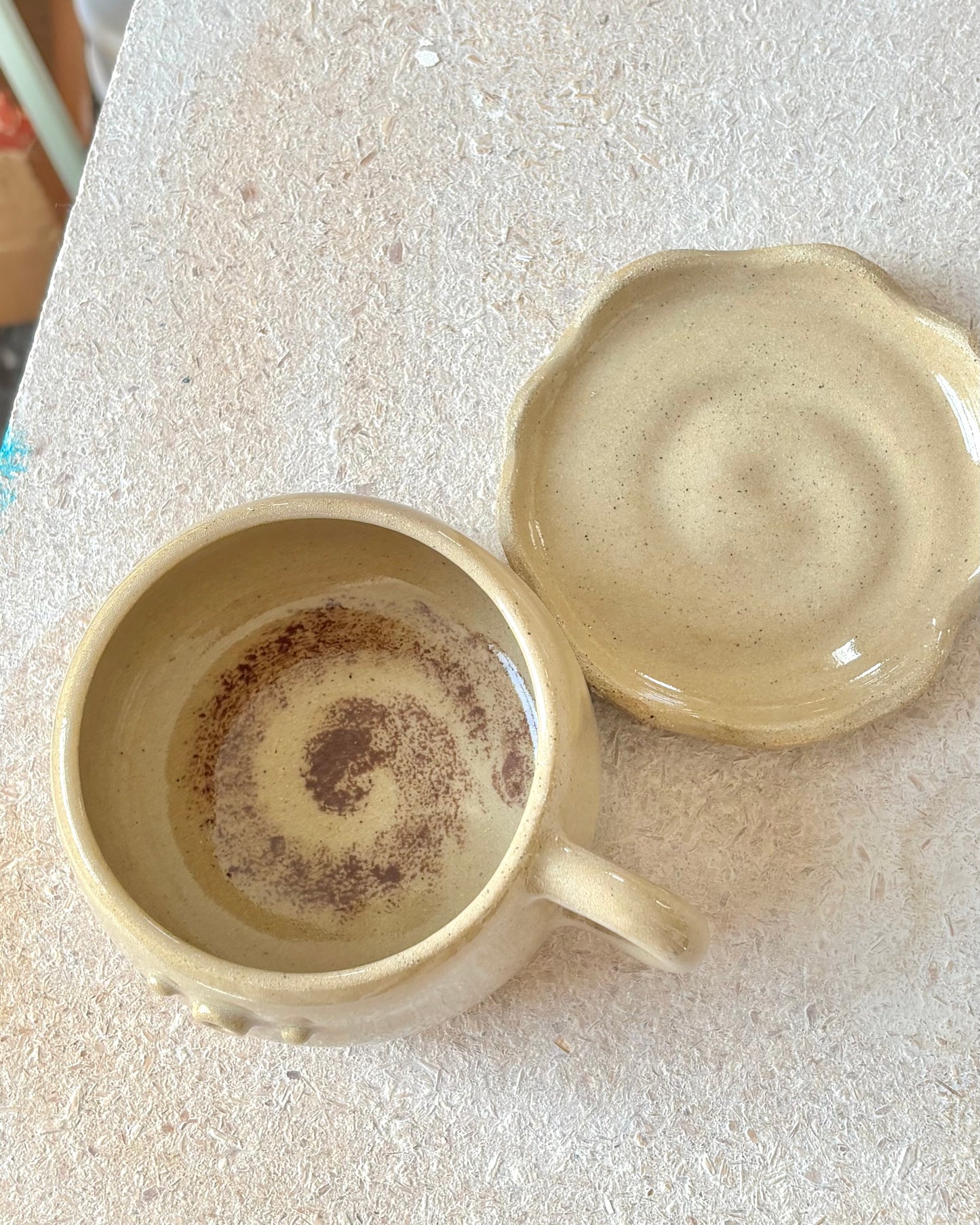 cinnamon bun mug + lid (imperfect)