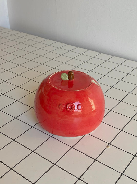 apple yarn jar (imperfect)