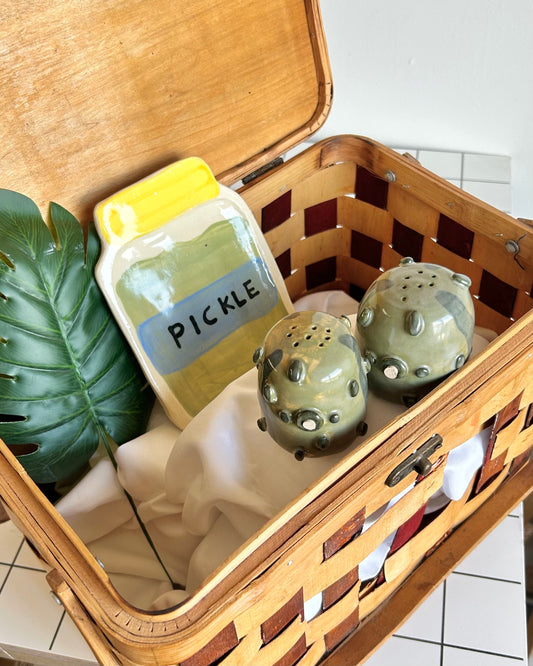 pickle jar shaker set