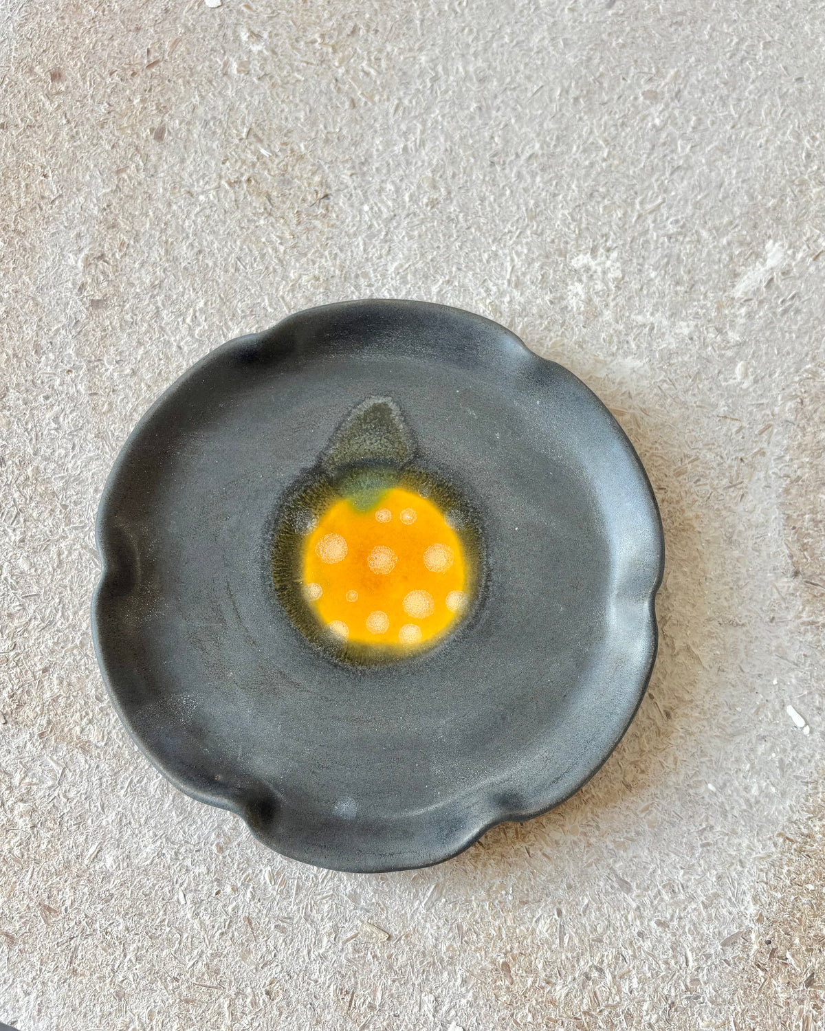 orange plate