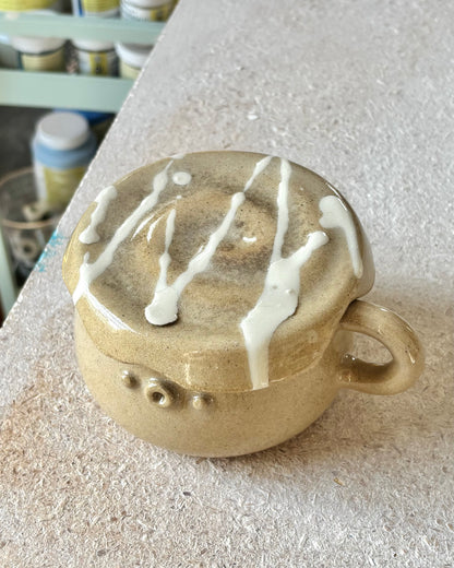 cinnamon bun mug + lid (imperfect)