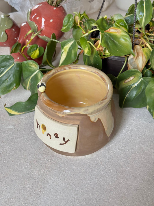 honey pot yarn bowl