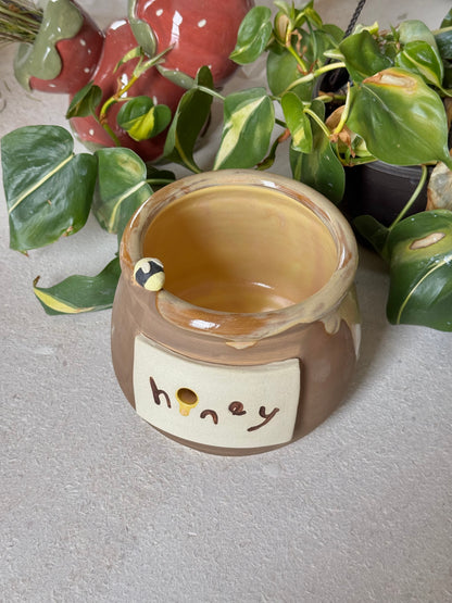 honey pot yarn bowl